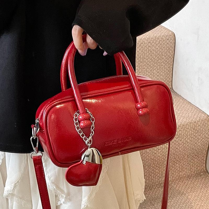Korean Version of Fashionable Simple Retro Solid Color Portable Boston Bag Casual Versatile Solid Color Commuting Foreign Style Messenger Women's Bag