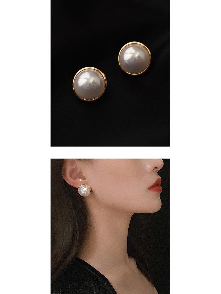 Elegant Retro Silver Pearl Stud Earrings - S925 Sterling
