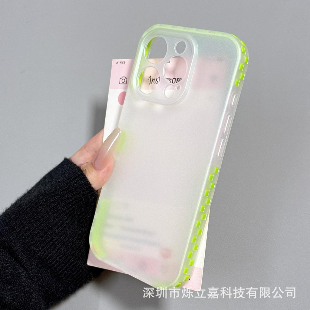Applicable to iphone17PROMAX mobile phone case, laser matte semi-transparent Apple 16 side square anti-drop protective case