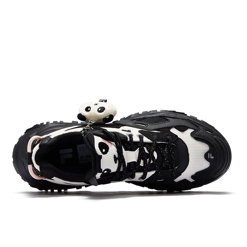 Fila Fusion Fashion Versatile Platform Low-Top Dad Sneakers Women sneakers Black White T12W521006FBG