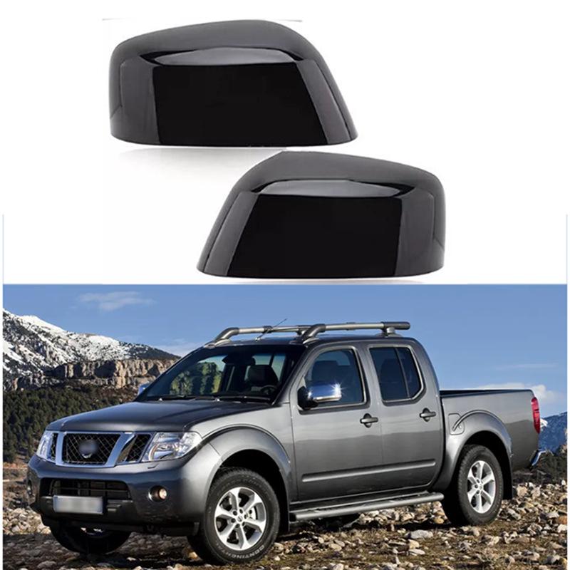 

05-14 Nissan Navara D40 Черная накладка на зеркало заднего вида