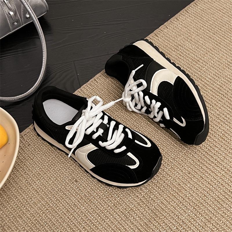 

thick-soled color matching German training shoes women s 2025 summer new breathable casual sports shoes lightweight and versatile mesh Forres 35 чёрный