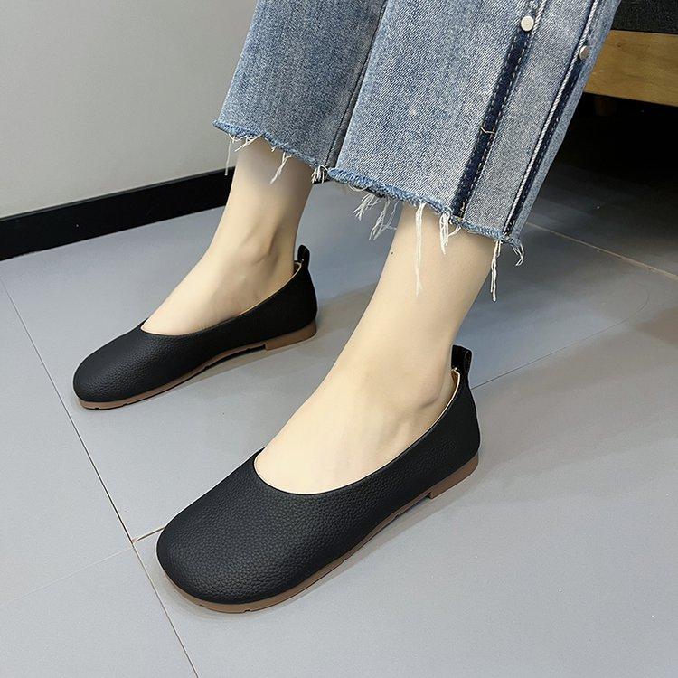 

Лакированные кожаные туфли-лоферы женские повседневные туфли с круглым носком милые туфли на плоской подошве туфли для медсестер кроссовки весна-осень модные балетки женские туфли без застежек 42