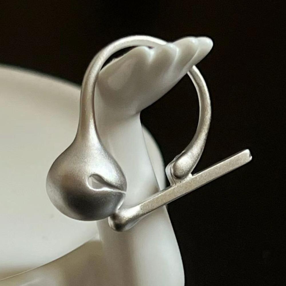 Alloy Open Ring Wooden Fish Shaped Design Stress Relieving Toys High Quality Weird Toys