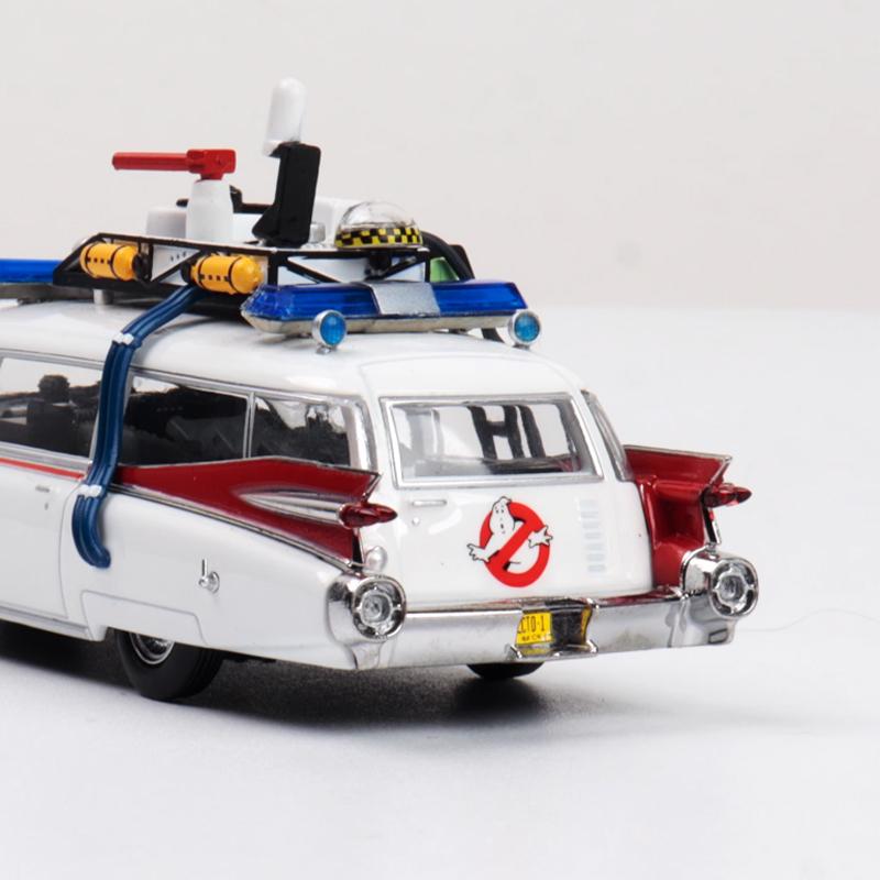 Diecast Original 1:64 Scale GHOSTBUSTERS Ecto-1 Simulation Alloy Car Model Collection Decoration Toy Gift Souvenir Display
