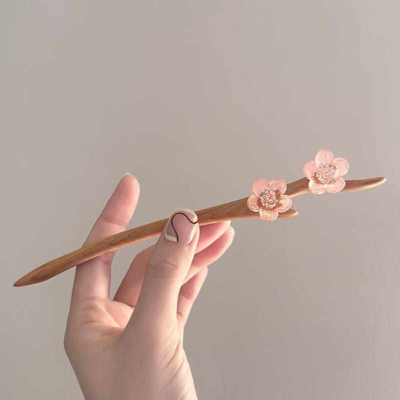 Traditional Sandalwood Hairpin for Chinese Cheongsam & Hanfu Updo