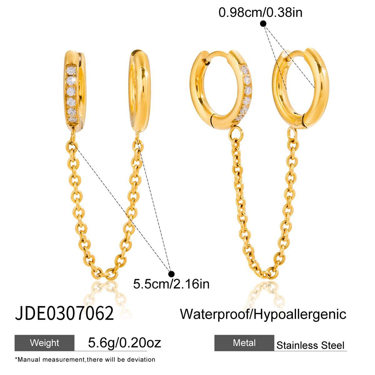 Роскошные серьги-кольца с бахромой из высококачественного 18-каратного золота и цирконов.