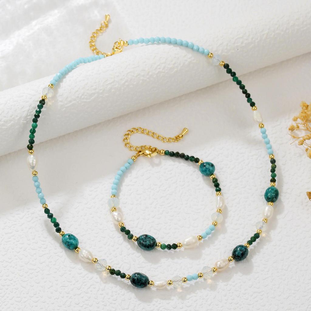 Herbst- und Winter-Set aus Süßwasserperlen (Armband & Halskette) – Eleganter Schmuck mit zarten Geistersteinen für einen femininen Touch