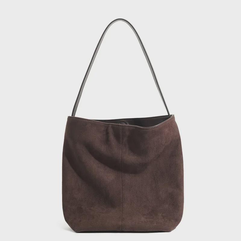 2024 Autumn/Winter High-End Matte Leather Women's Large Capacity Bucket Tote Bag - Versatile for Commuting
