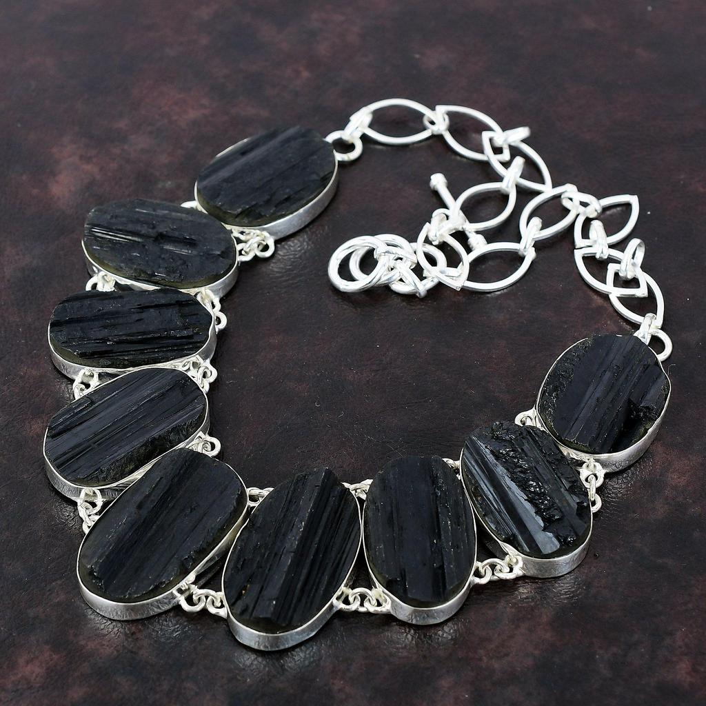 Collier de pierres précieuses brutes en tourmaline noire, collier en argent sterling 925, chaîne réglable, fait à la main, bijoux neufs, cadeau d'anniversaire