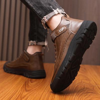 Autumn and Winter New Velvet Warm Cotton Shoes Outdoor Casual Leather Shoes High-top Martin Boots
