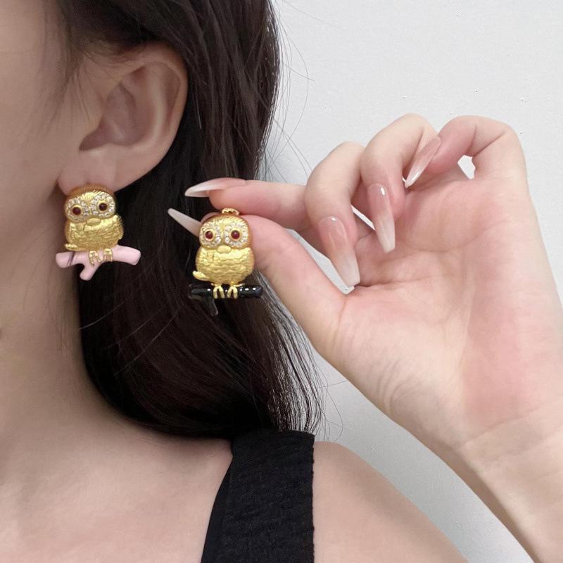 Chic Owl Stud Earrings with Red Zirconia