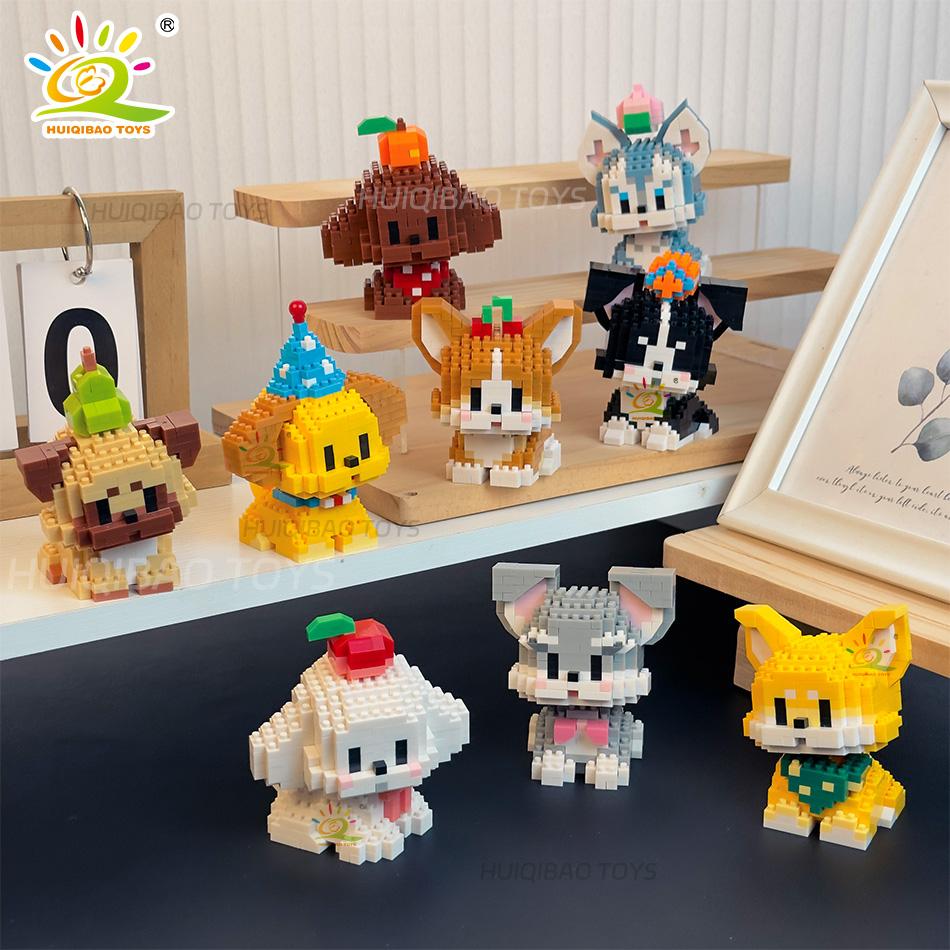 HUIQIBAO Cute Pet Dog Cat Micro Model Building Block Kids Mini City Cartoon Animal Diamond Bricks Educational Toys Children Gift