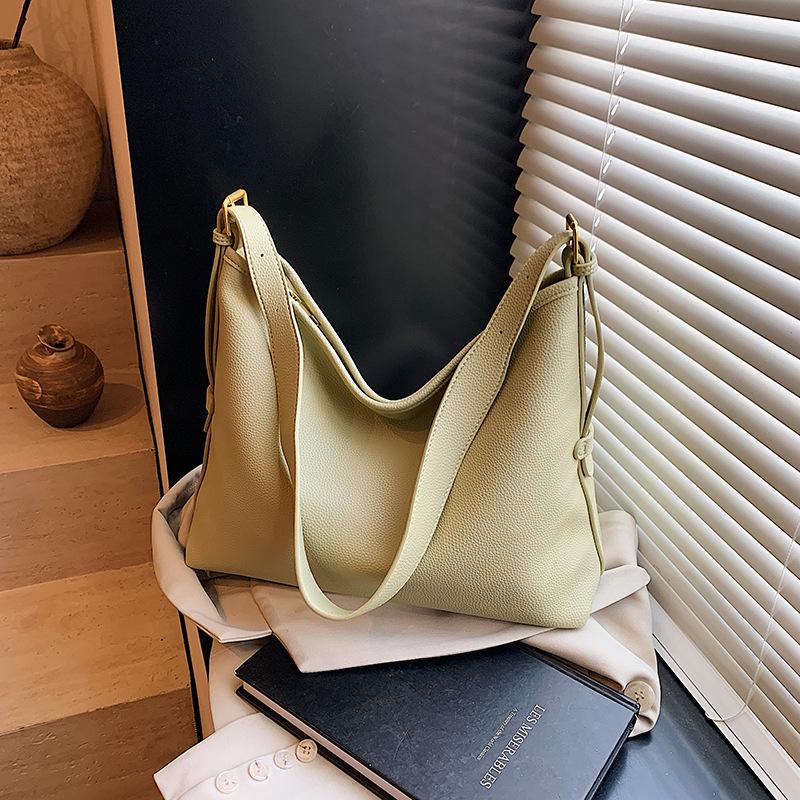Premium large-capacity bag 2025 new spring and summer fashion retro tote bag messenger bag