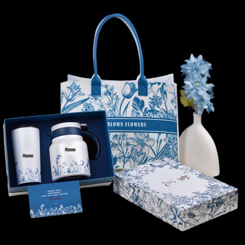 Wuyi Business Companion Insulated Gift Set