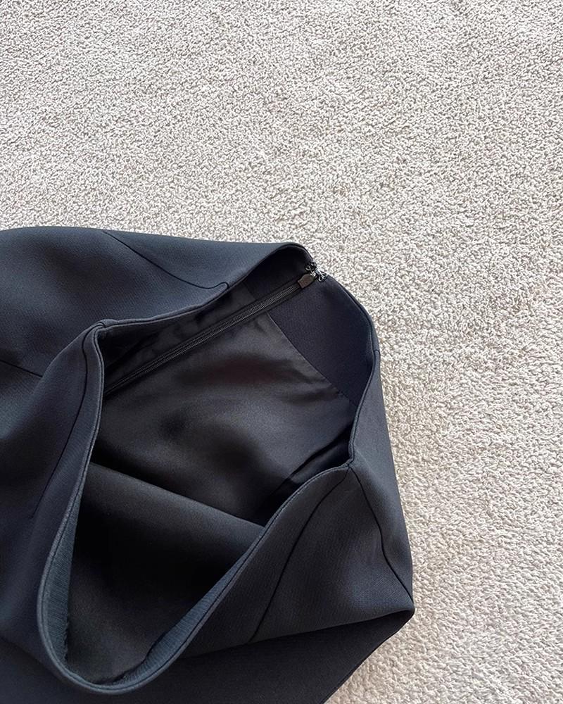 Highly Recommended: Pure Tail Slimming & Stylish Mid-Length Skirt - A Must-Have!