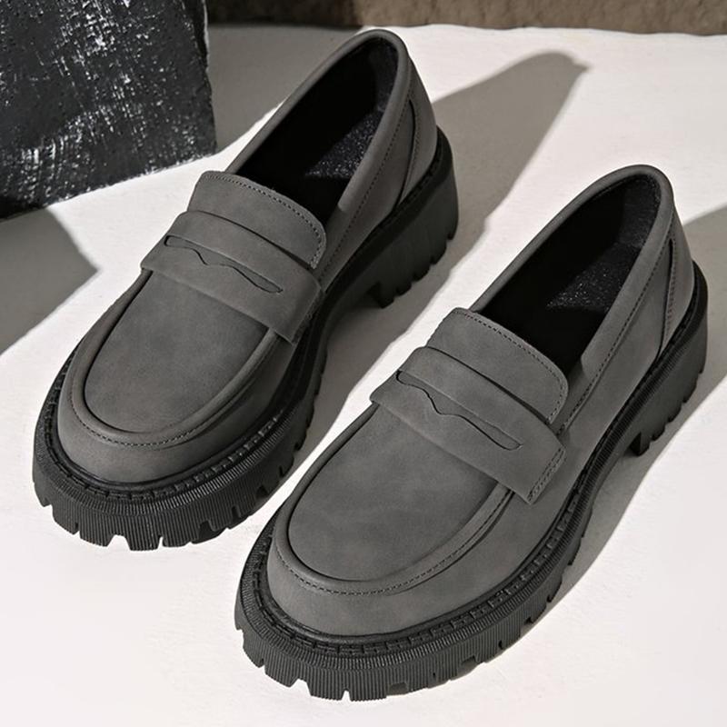 Fashion Basic Gray Faux Suede Loafers Shoes Women Slip On Round Toe Loafers Shoes Woman Spring Autumn Plus Size Platform Shoes Ladies