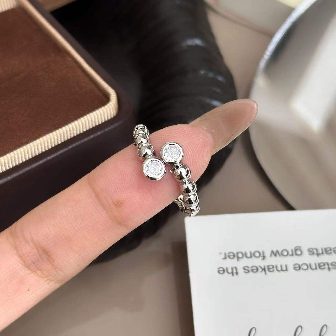 

Xiaohongshu medieval bubble ring retro open ring ring срібний