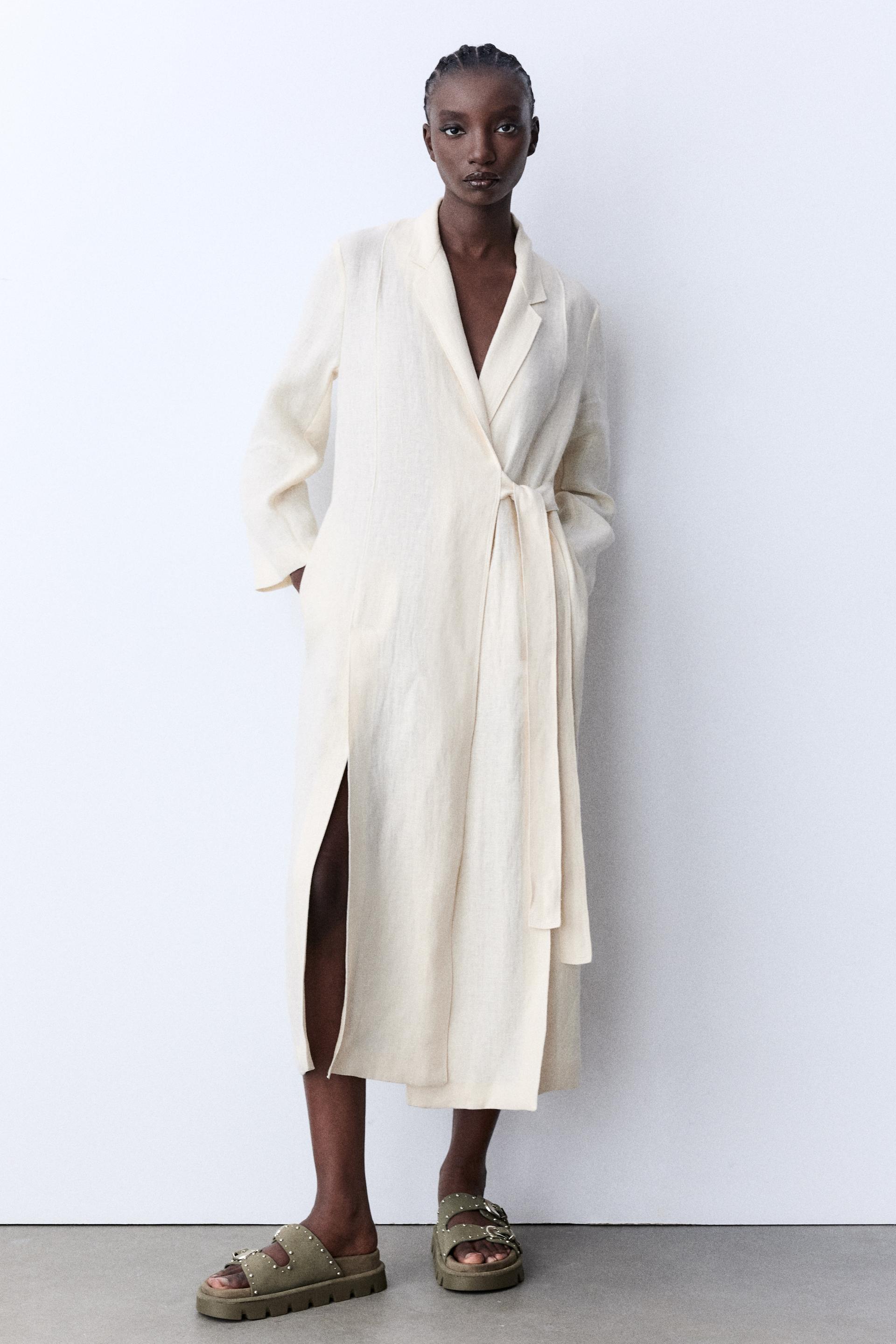 

КОЖАНЫЕ САНДАЛИИ НА ПЛОСКОЙ ПЛОСКОЙ ПЛОСКОЙ ПЛОСКОЙ МОДЕЛИ С КЛЕПКАМИ