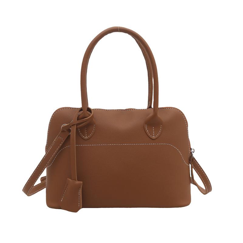 New Women's Bag Retro Large Capacity Handbag Niche High End Crossbody Bag Temperament Shoulder Bag