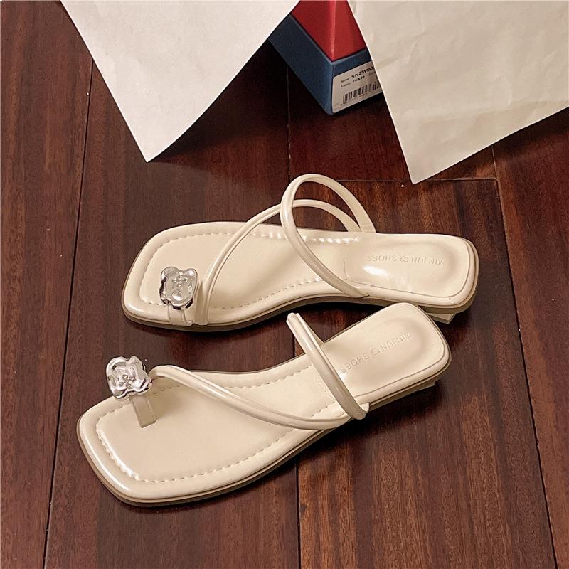Thick heel high-end rhinestone cool slippers fairy shoes new summer temperament silver toe slippers