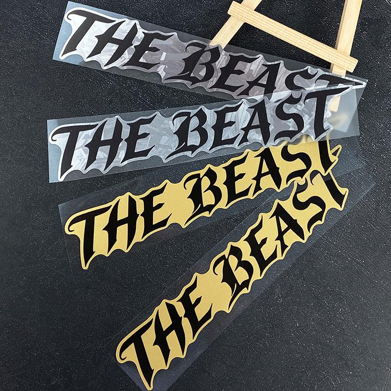 1 Stück THE BEAST Motorradaufkleber Wasserdicht für Motorradhelm Kraftstofftank DIY Fahrräder Roller Karosserie Universal Vinyl Aufkleber