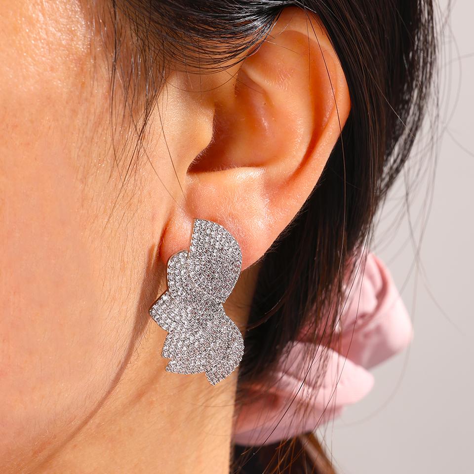 ZAKOL Orecchini a Lobo Unici a Foglia con Micro Zirconi Cubici Pieni Splendidi Fiori CZ Lucenti da Donna Fidanzamento Matrimonio Zircone