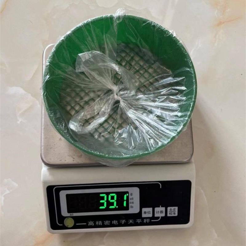 2PCS Multifuntional Soil Sifter Gardening Accessories Sand Soil Filter Gardening Sieve Plastic Gardening Sifter for Soil