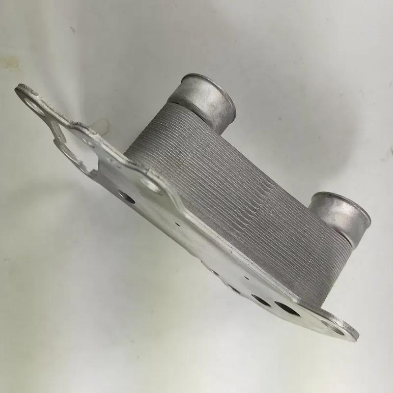 11427802113 Engine Aluminum Oil Cooler For BMW X1 E60 E61 E81 E84 E87 E90 E91 2013-2017
