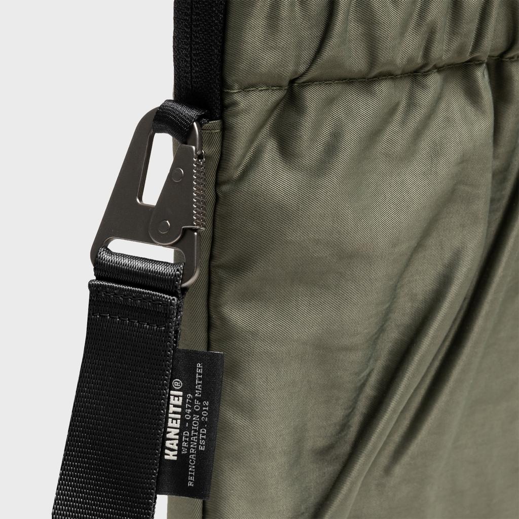 Kaneitei Napoli Laptop Pouch (Olive Drab) / Recycled