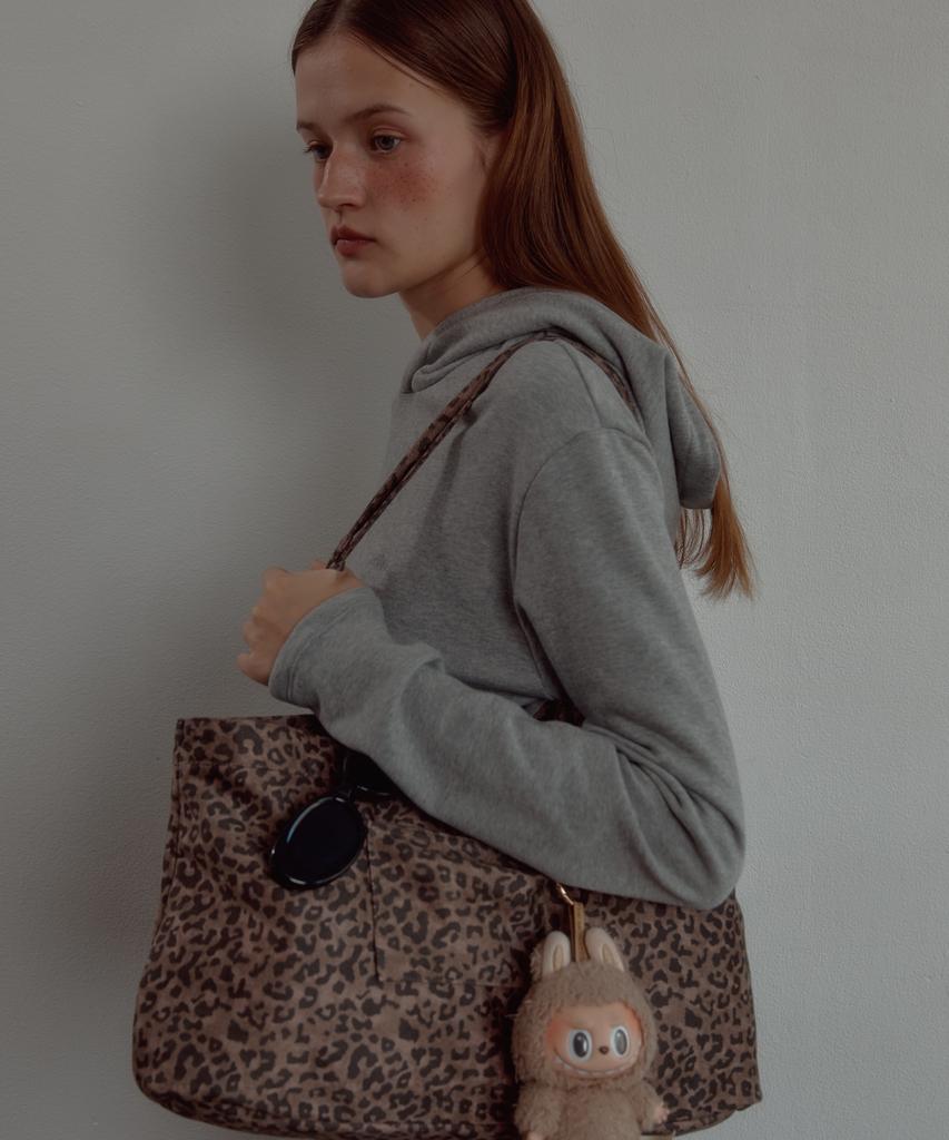 Leterie Suede Square Leopard Shoulder Bag_Brown