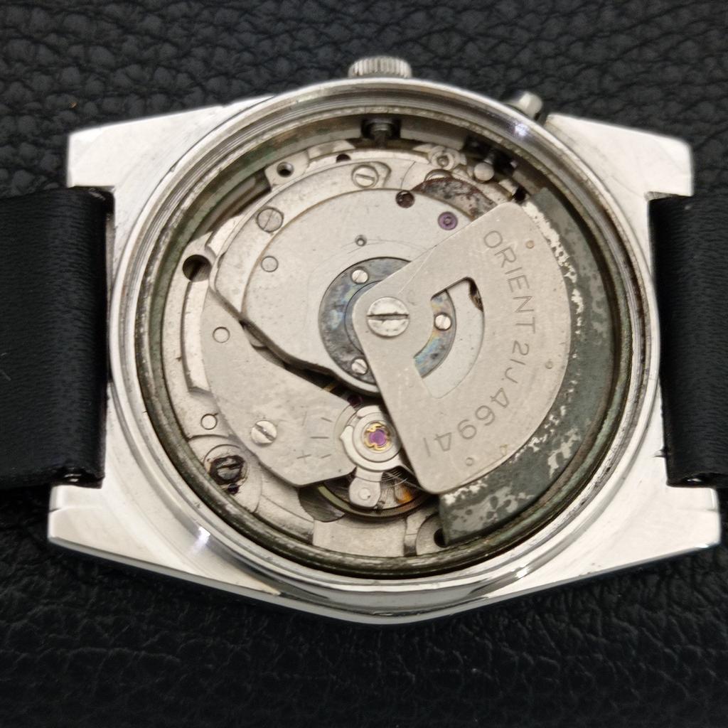AUTOMATIC 46941 VINTAGE ORIENT CRYSTAL JAPAN MENS WHITE DIAL WATCH a704872-1