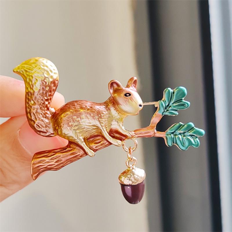 Japanese Cute Squirrel Brooch, Second-hand New Style Pin, Female Accessories Animal