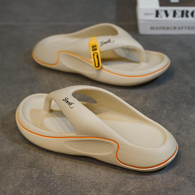 Fashion White Women's Slippers Thick Platform EVA Men's Flip Flops Summer Clip Anti Slip Beach Sandals Comfortable Soft Bottom Slippers