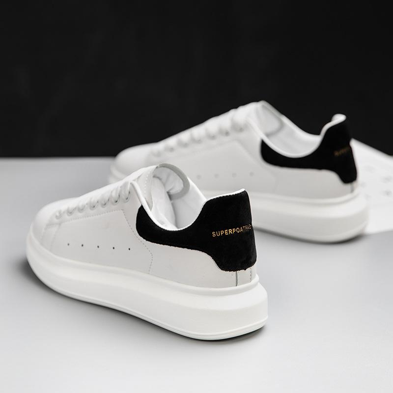 Italian McQueen Little White Shoes Women's 2025 New Spring and Autumn Board Shoes Platform Height Increase Couple Men's Shoes Versatile Sports and Le