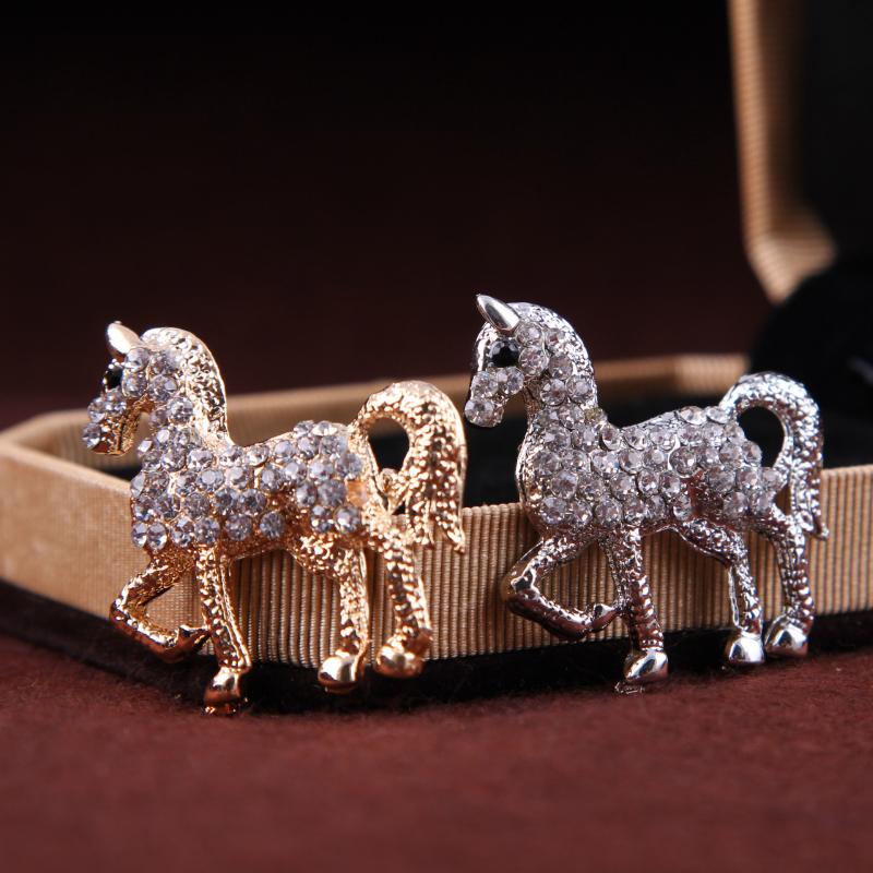Fashion Rhinestone Animal Horse Brooch Pins Metal Crystal Corsage Suit Shirt Collar Luxulry Brooches Jewelry Accessories