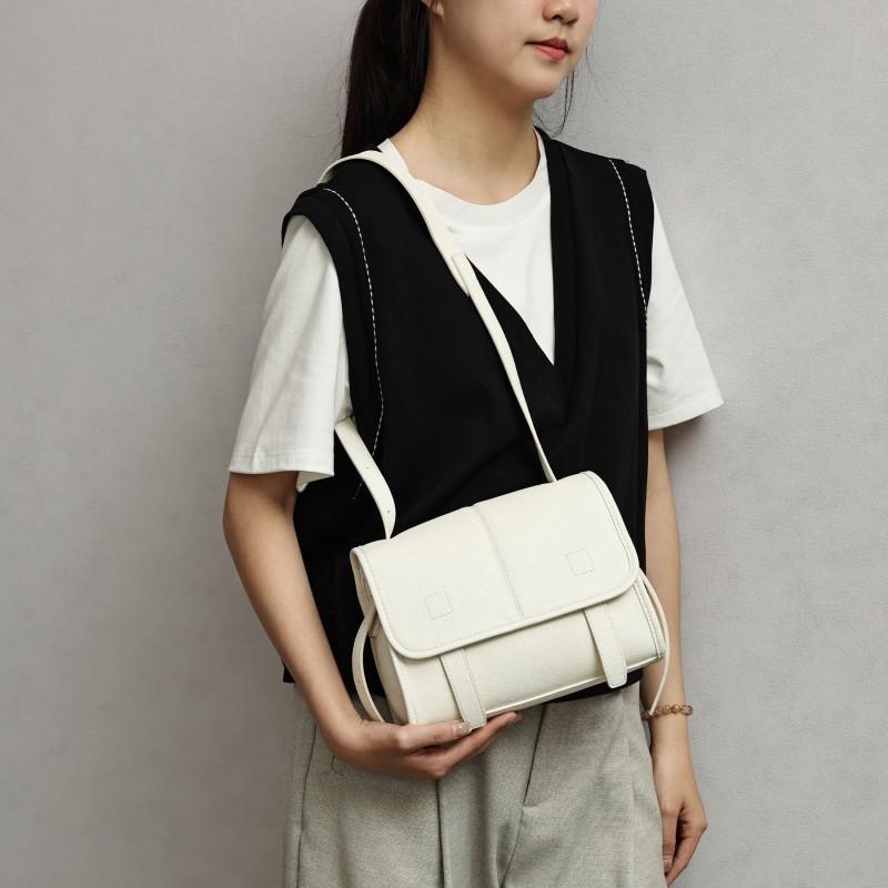 Womens Crossbody Bag Stylish Minimalist Shoulder Casual Everyday Use Medium Size Synthetic Leather Messenger