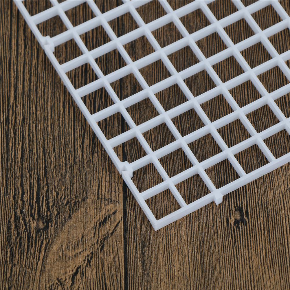 Durable Plastic Fish Grid Divider Holder Fish Tank Tray Egg Crate Aquarium Tank Filter Bottom Isolate Pane 29.6cm X 14.8cm New