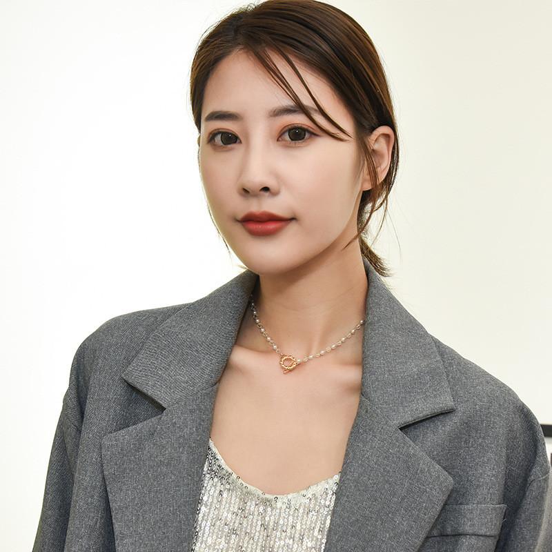 Stylish Geometric Pearl Crystal Choker Necklace For Unisex Fashion Accessories