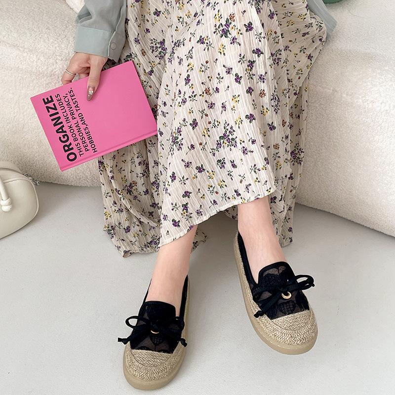 Fashion Retro Lightweight Thick-soled Heightening Shallow-mouth Single Shoes Women's 2025 New Summer One-pedal Versatile Mary Jane Shoes