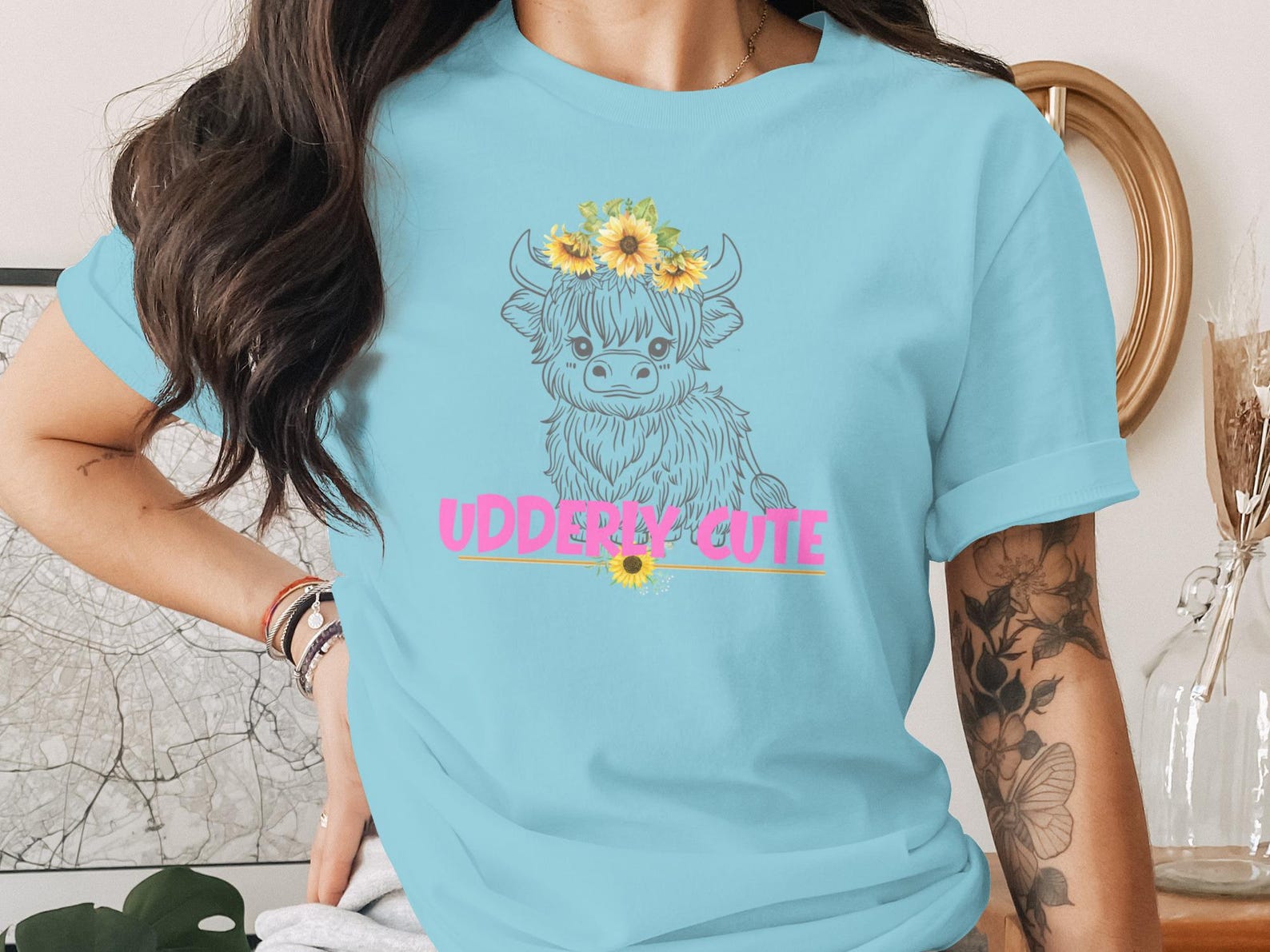 Highland Cow T-Shirt, Sunflower Wreath, Scottish Cattle Tee, Cottagecore Farm Life 4XL