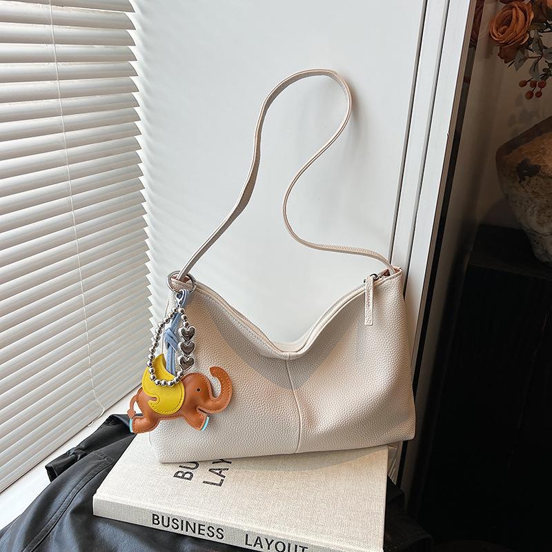 Bags Women's New Trendy Fashion Versatile Shoulder Bag Large Capacity Commuter Crossbody Tote Bag
