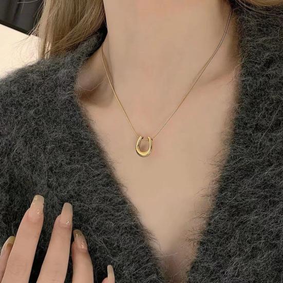 Yousheng Women Necklace Hollow Out Horse Hoof Shape Solid Color Extended Length Adjustable Stainless Alloy Colorfast Lightweight Lady Pendant Necklace