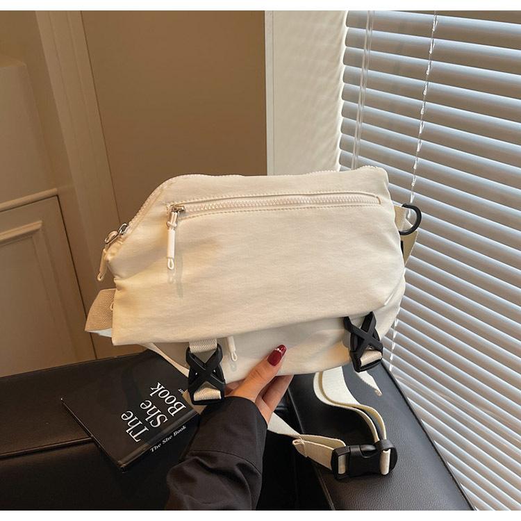 New Sports and Leisure Simple Messenger Bag Female Commuter Mailman Bag Versatile Cycling Backpack Large Capacity Shoulder Bag