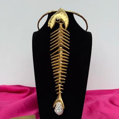 Neuheitsdesign Legierung Großer Fischknochen Anhänger Choker Halskette für Frauen Übertriebene Halskette Schmuckzubehör Geschenk
