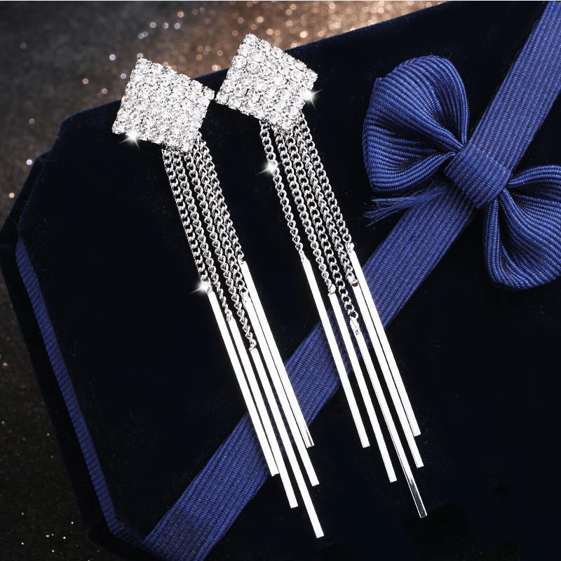 925 Silver Needle Claw Chain Tassel Diamond-Studded Earrings, Long High-End Studs with a Fairy-Like, Face-Slimming Design.