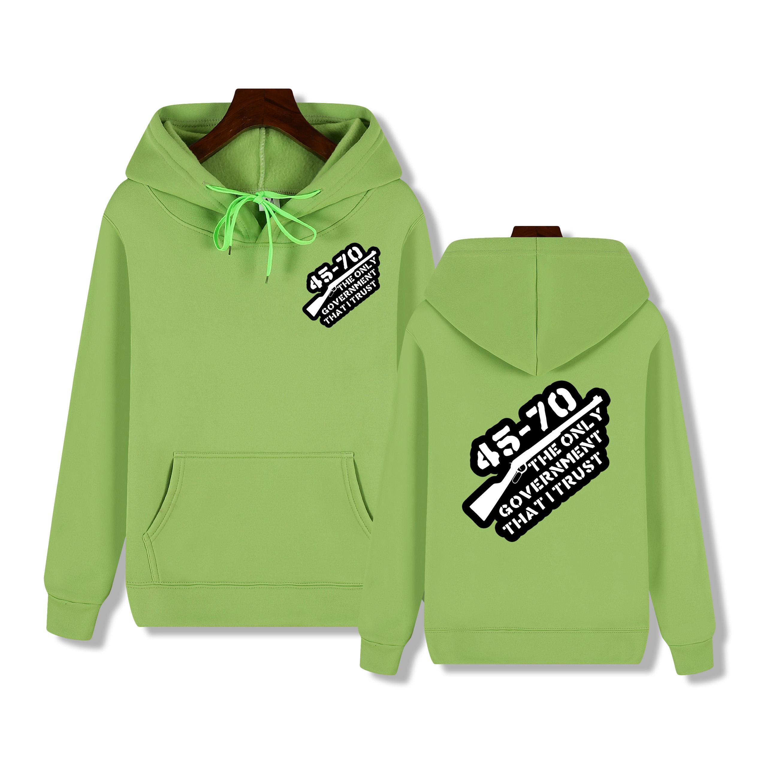 

New autumn and winter fleece hoodie with gun print solid color classic style college style pullover for men s casual warm hoodie XXXL