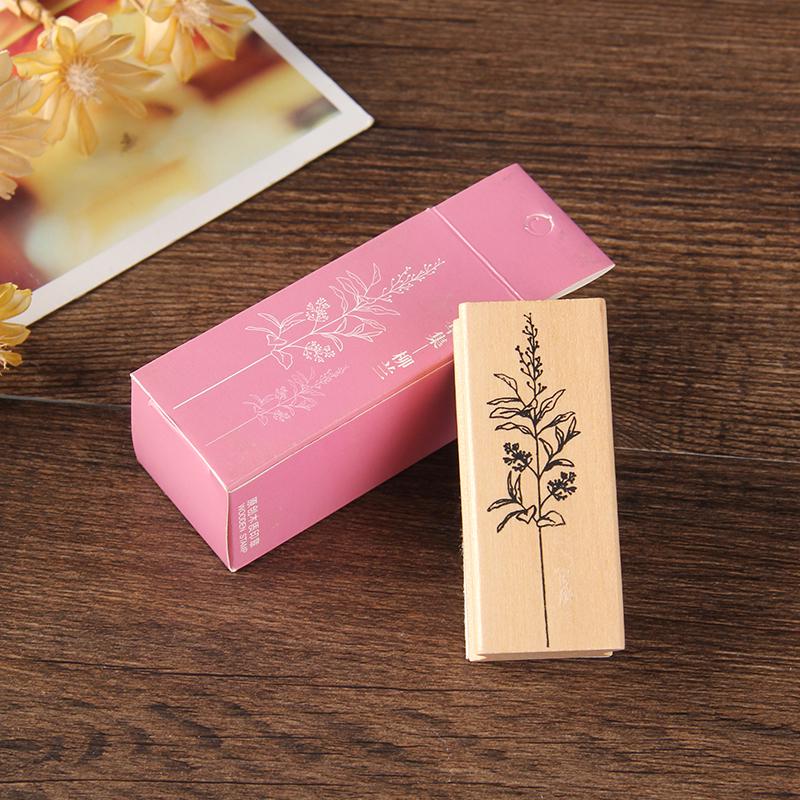 

Eucalyptus Leaf Wooden Stamp for DIY Plant Diary Decoration