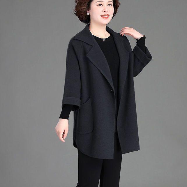 Mom's 2022 Autumn Wool Coat: Elegant Wide-Cut Trench for Middle-Aged and Elderly Women