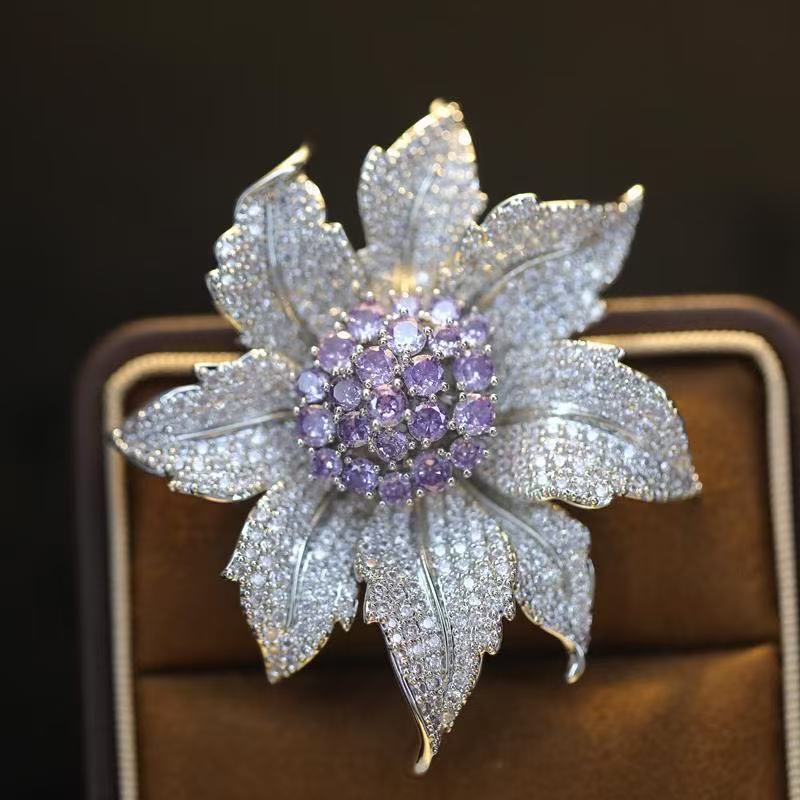 Luxurious Peony Flower Crystal Rhinestone Shiny Brooch Pin for Shirt And Suit  Fashion Jewelry Accessory Gifts фиолетовый